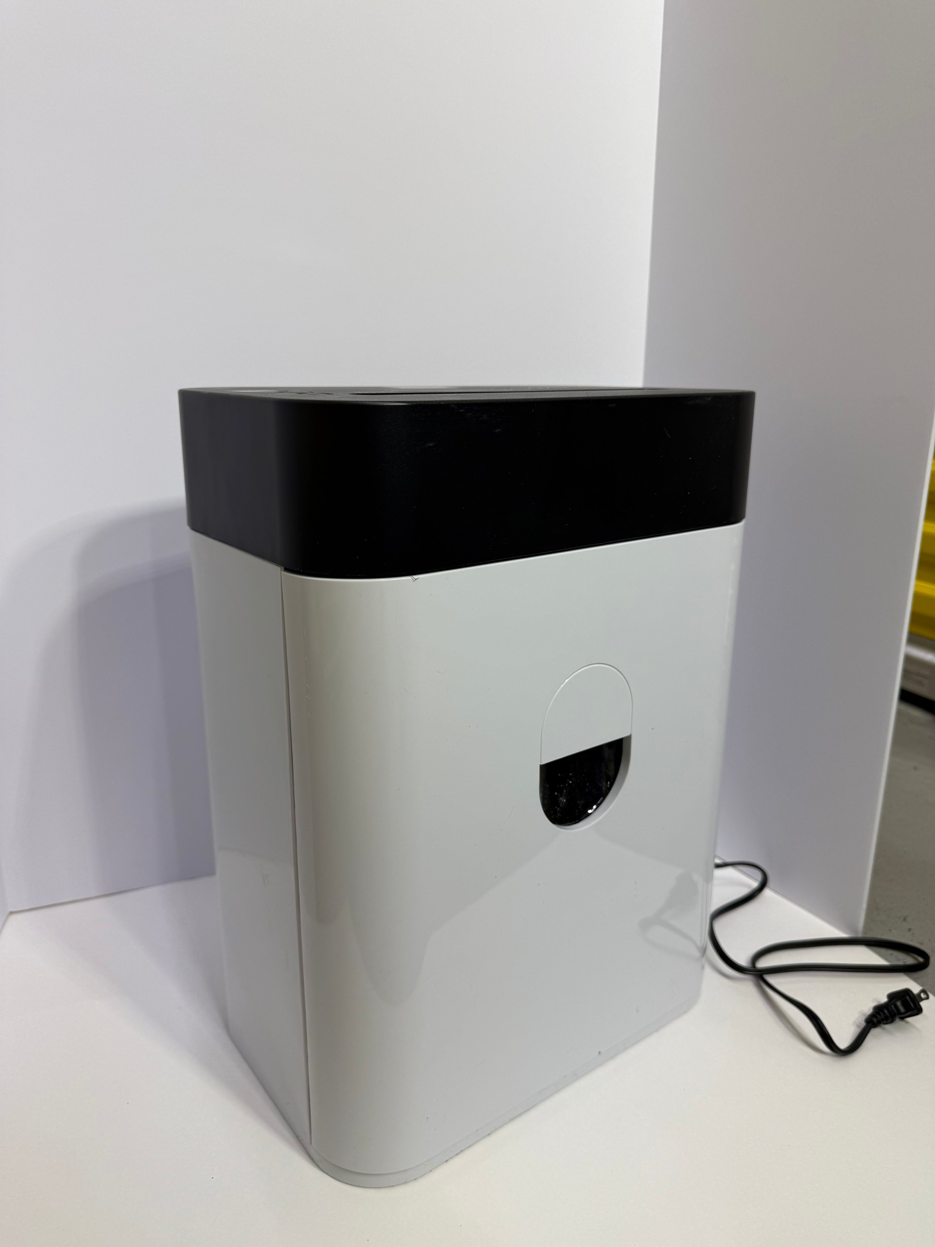 Royal 14-Sheet Micro Cut Paper Shredder